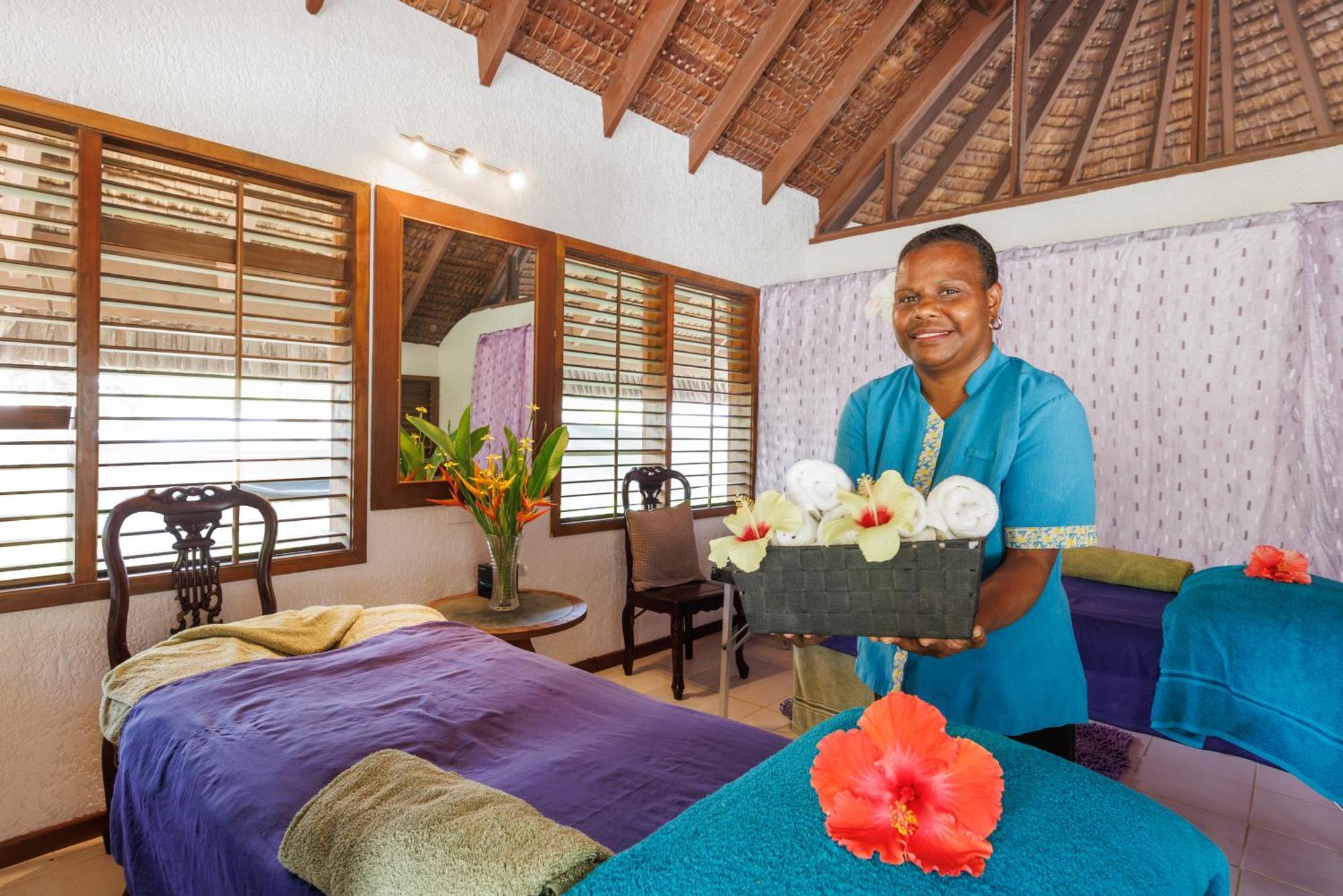 Breakas Beach Resort (Adults Only) Port Vila Luaran gambar