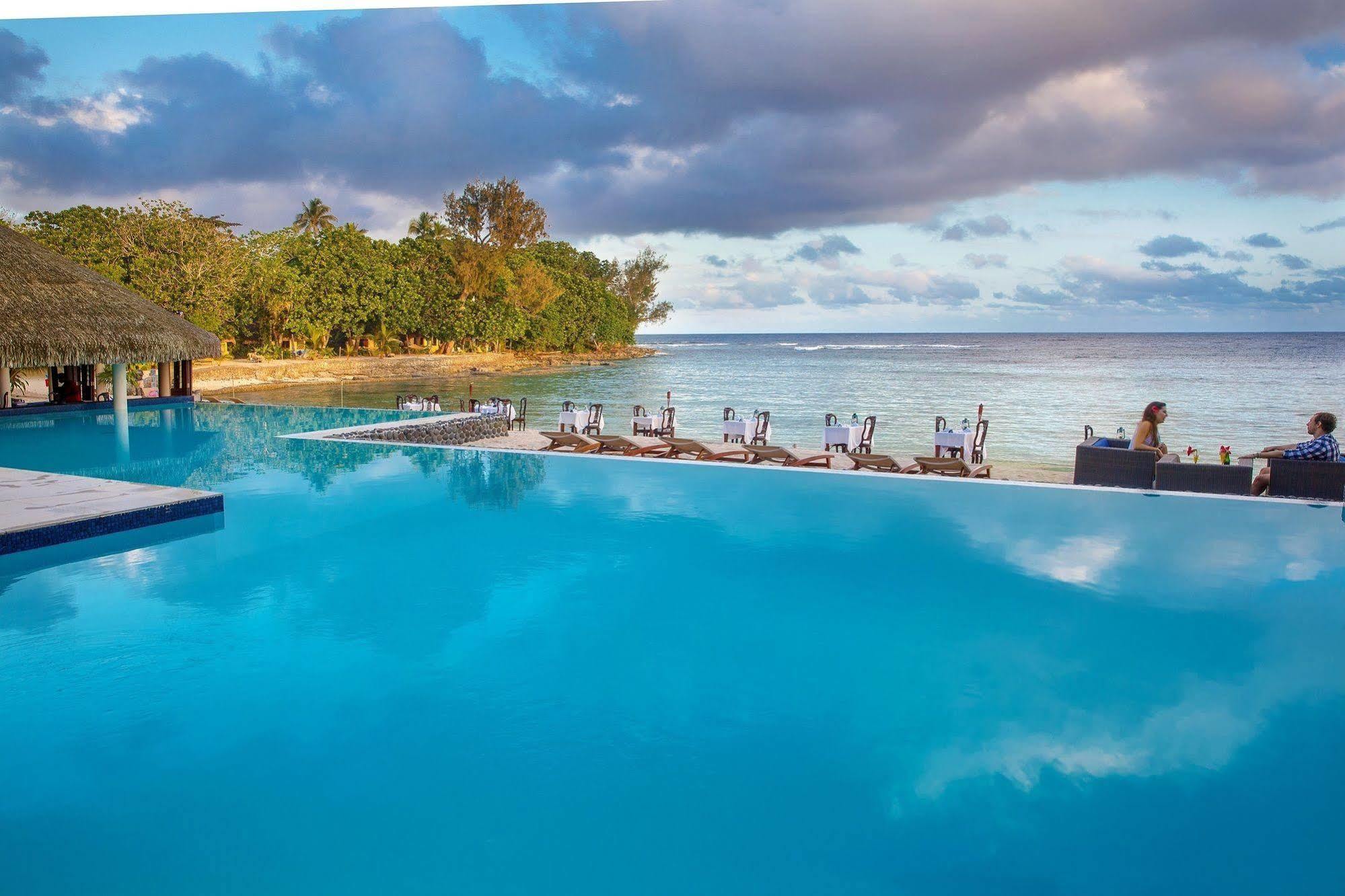 Breakas Beach Resort (Adults Only) Port Vila Luaran gambar