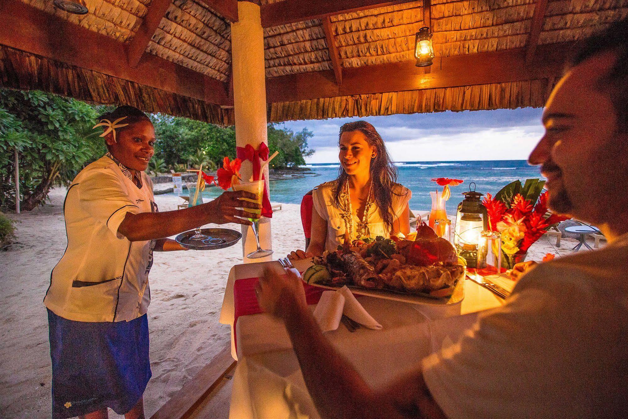 Breakas Beach Resort (Adults Only) Port Vila Luaran gambar