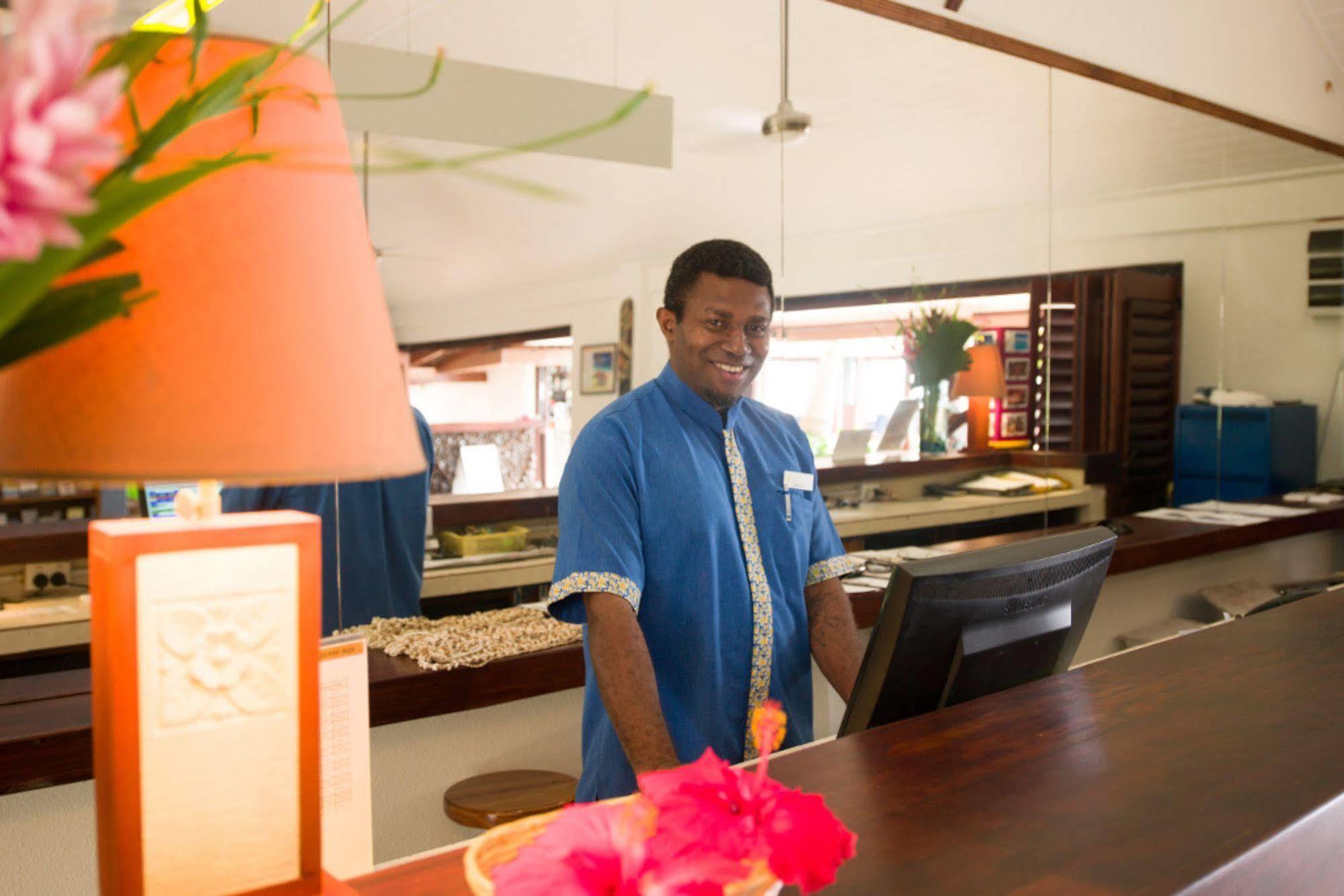 Breakas Beach Resort (Adults Only) Port Vila Luaran gambar