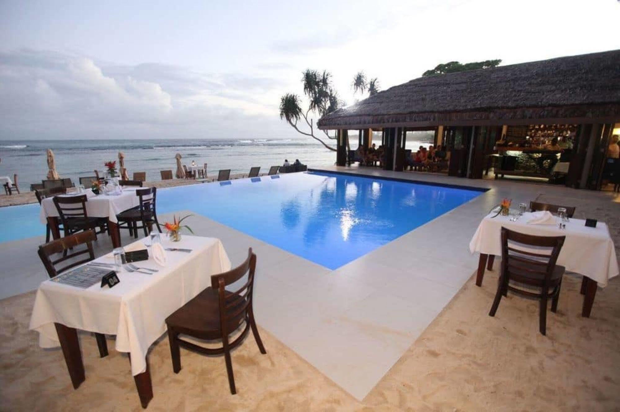 Breakas Beach Resort (Adults Only) Port Vila Luaran gambar