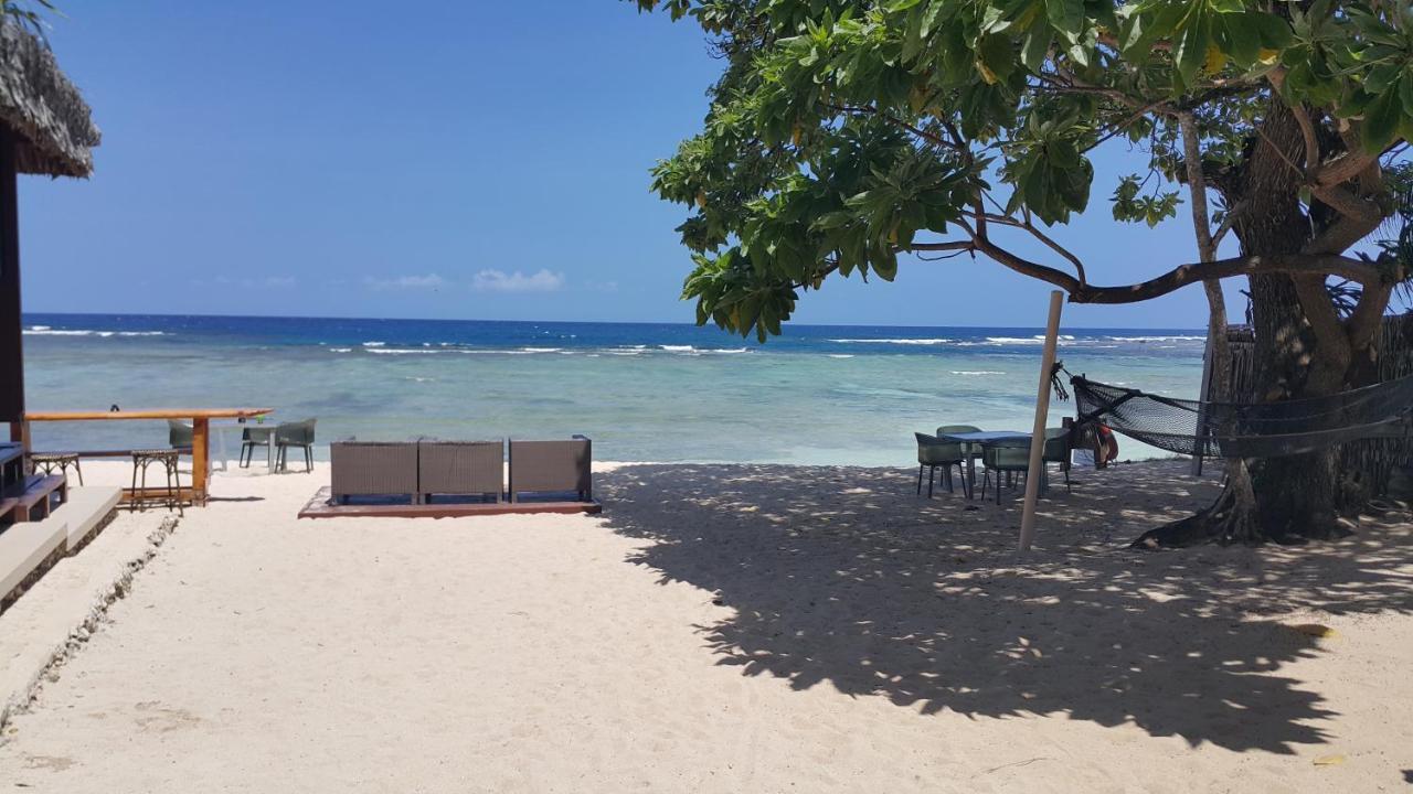 Breakas Beach Resort (Adults Only) Port Vila Luaran gambar